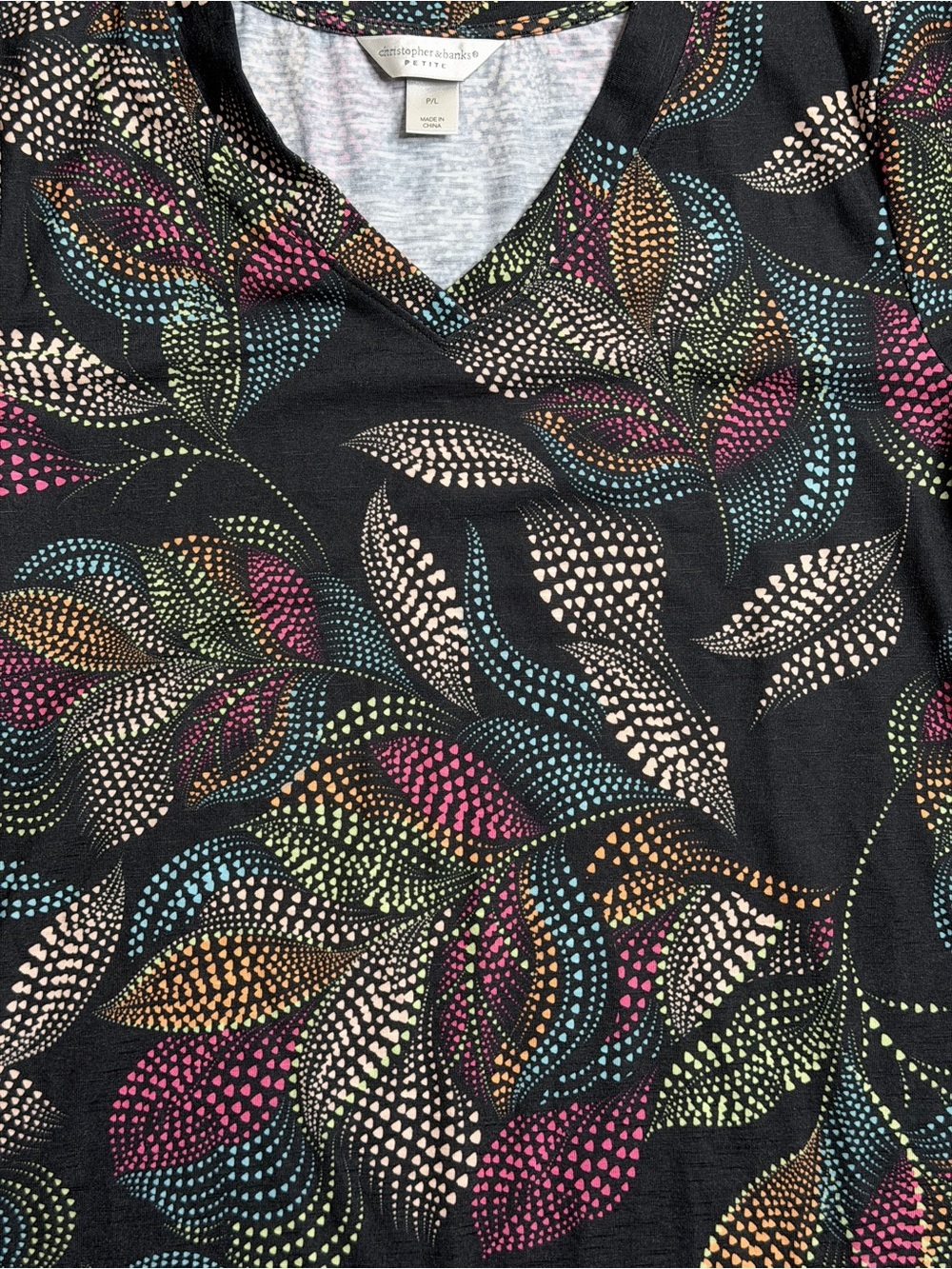 Christopher & Banks Petite Floral Leaf Print V-Neck Top P/L - Picture 5 of 6